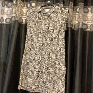 Maternity dress -baby doll (Motherhood Maternity)